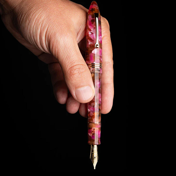 Leonardo Furore Lampone Selvatico Fountain Pen - Raspberry GT