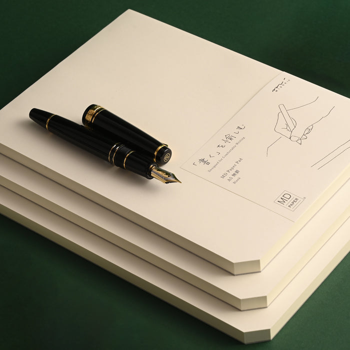 Midori MD Paper Ivory Notepad - A5, Plain 6
